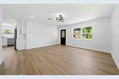 7101 62 Way N, Pinellas Park, FL 33781 - Photo 11