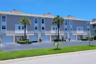 255 Capri Cir N, Treasure Island, FL 33706 - Photo 1