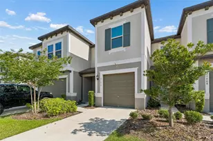 31612 Blue Passing Loop, Wesley Chapel, FL 33545 - Photo 3