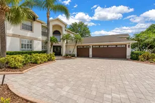 10127 Vista Pointe Dr, Tampa, FL 33635 - Photo 3