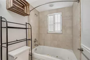 201 6th St S, Saint Petersburg, FL 33701 - Photo 15