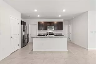 3226 Suncoast Plains Dr, Odessa, FL 33556 - Photo 5