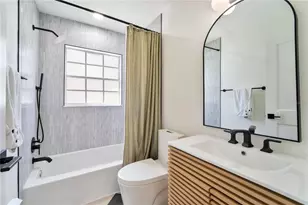 4811 Klosterman Oaks Blvd, Palm Harbor, FL 34683 - Photo 19