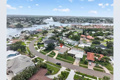 1022 Eden Isle Drive NE, Saint Petersburg, FL 33704 - Photo 43