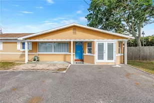 7901 Causeway Blvd S, Saint Petersburg, FL 33707 - Photo 9