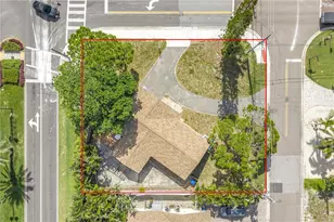 7901 Causeway Blvd S, Saint Petersburg, FL 33707 - Photo 15