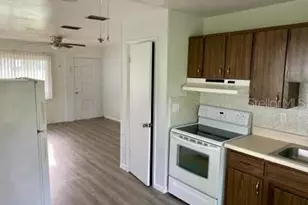 4808 20th St, Zephyrhills, FL 33542 - Photo 3