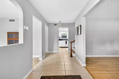9400 Savoy Court, New Port Richey, FL 34654 - Photo 3