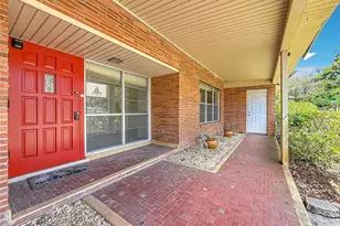 605 Courtney Dr, Tampa, FL 33617 - Photo 7