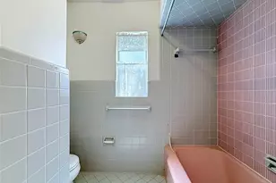 605 Courtney Dr, Tampa, FL 33617 - Photo 25