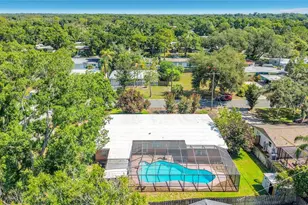 605 Courtney Dr, Tampa, FL 33617 - Photo 49