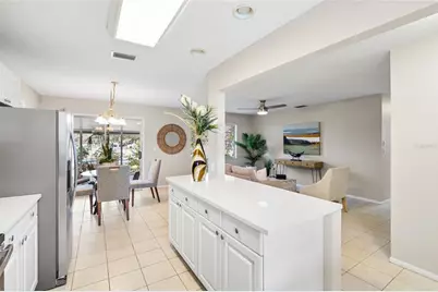 615 48th Street W, Palmetto, FL 34221 - Photo 5