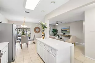 615 48th St W, Palmetto, FL 34221 - Photo 5