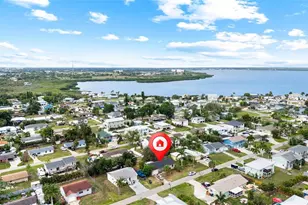 615 48th St W, Palmetto, FL 34221 - Photo 27
