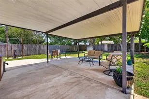 3221 14th St N, Saint Petersburg, FL 33704 - Photo 17