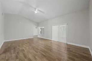 28353 Tanglewood Dr, Wesley Chapel, FL 33543 - Photo 11