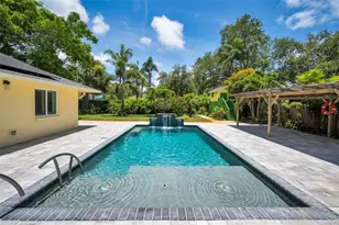 13125 Cimarron Cir N, Largo, FL 33774 - Photo 51