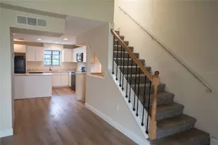 5409 Sweetwater Terrace Cir, Tampa, FL 33634 - Photo 9
