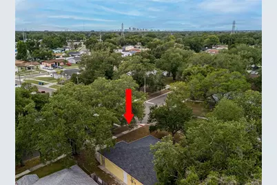 8702 Fish Lake Road, Tampa, FL 33619 - Photo 37