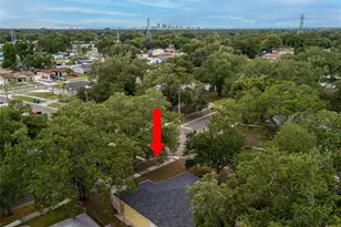 8702 Fish Lake Rd, Tampa, FL 33619 - Photo 37