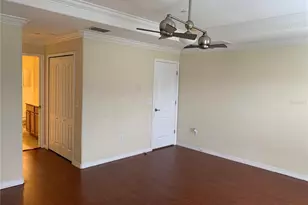 10144 Arbor Run Dr, Tampa, FL 33647 - Photo 9