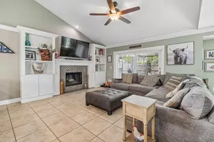 4009 Mountain Springs Ln, Tampa, FL 33624 - Photo 23