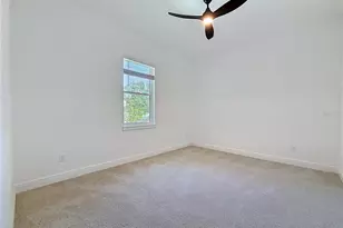 6481 28th St N, Saint Petersburg, FL 33702 - Photo 47