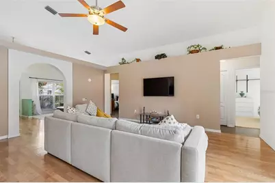 923 Hunter Lane, Tarpon Springs, FL 34689 - Photo 13
