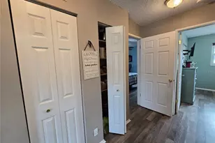 5967 Terrace Park Dr N, Saint Petersburg, FL 33709 - Photo 23