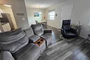 5967 Terrace Park Dr N, Saint Petersburg, FL 33709 - Photo 11