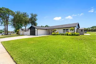 16206 W Course Dr, Tampa, FL 33624 - Photo 3