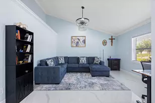 16206 W Course Dr, Tampa, FL 33624 - Photo 7