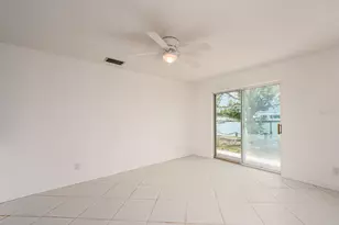 720 115th Ave, Treasure Island, FL 33706 - Photo 15