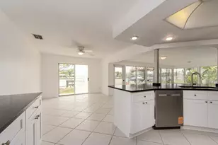 720 115th Ave, Treasure Island, FL 33706 - Photo 13