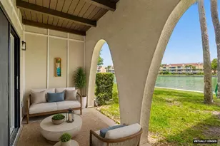 552 Plaza Seville Ct, Treasure Island, FL 33706 - Photo 21
