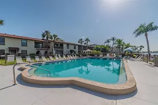 552 Plaza Seville Ct, Treasure Island, FL 33706 - Photo 45