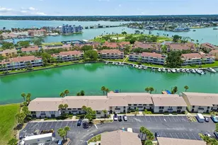 552 Plaza Seville Ct, Treasure Island, FL 33706 - Photo 33