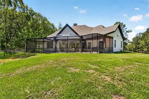 17265 Mdw Blf Vw, Dade City, FL 33523 - Photo 9