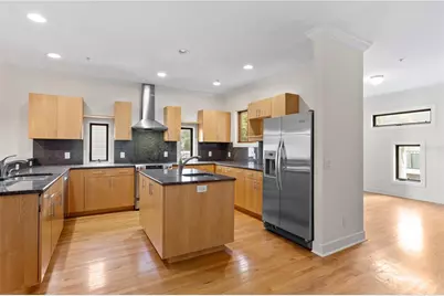 512 S Glen Avenue, Tampa, FL 33609 - Photo 15