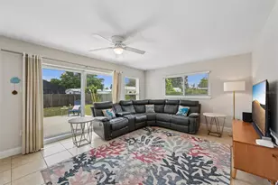 5005 Bee Ridge Rd, Sarasota, FL 34233 - Photo 3