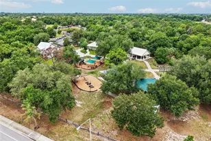 5005 Bee Ridge Rd, Sarasota, FL 34233 - Photo 23
