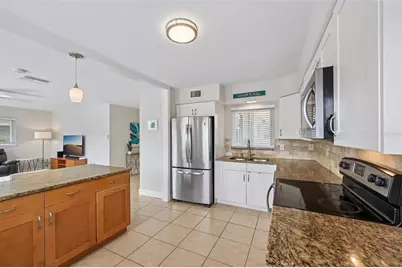 5005 Bee Ridge Road, Sarasota, FL 34233 - Photo 7