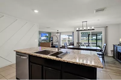 1013 Tidal Rock Ave, Ruskin, FL 33570 - Photo 5