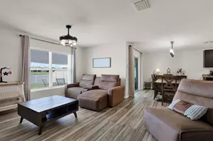 1013 Tidal Rock Ave, Ruskin, FL 33570 - Photo 11
