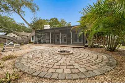 1425 Poinsettia Avenue, Tarpon Springs, FL 34689 - Photo 33