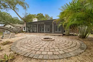 1425 Poinsettia Ave, Tarpon Springs, FL 34689 - Photo 33