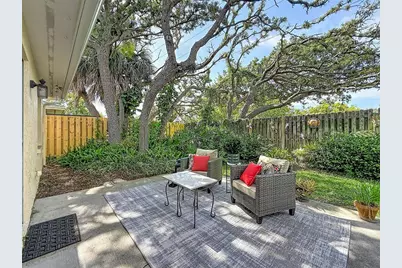 826 Franklin Circle, Palm Harbor, FL 34683 - Photo 29