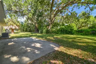 535 W Palmeden Dr, Lakeland, FL 33803 - Photo 47
