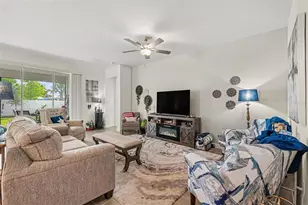 10892 Ibis Brk Ct, Land O Lakes, FL 34638 - Photo 5