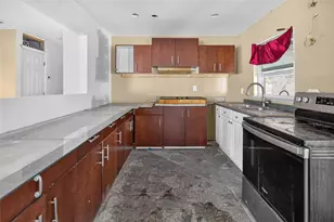 5609 Larimer Dr, Tampa, FL 33615 - Photo 7
